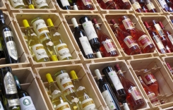 重慶紅酒批發市場-進口紅酒和國產紅酒有什么區別？